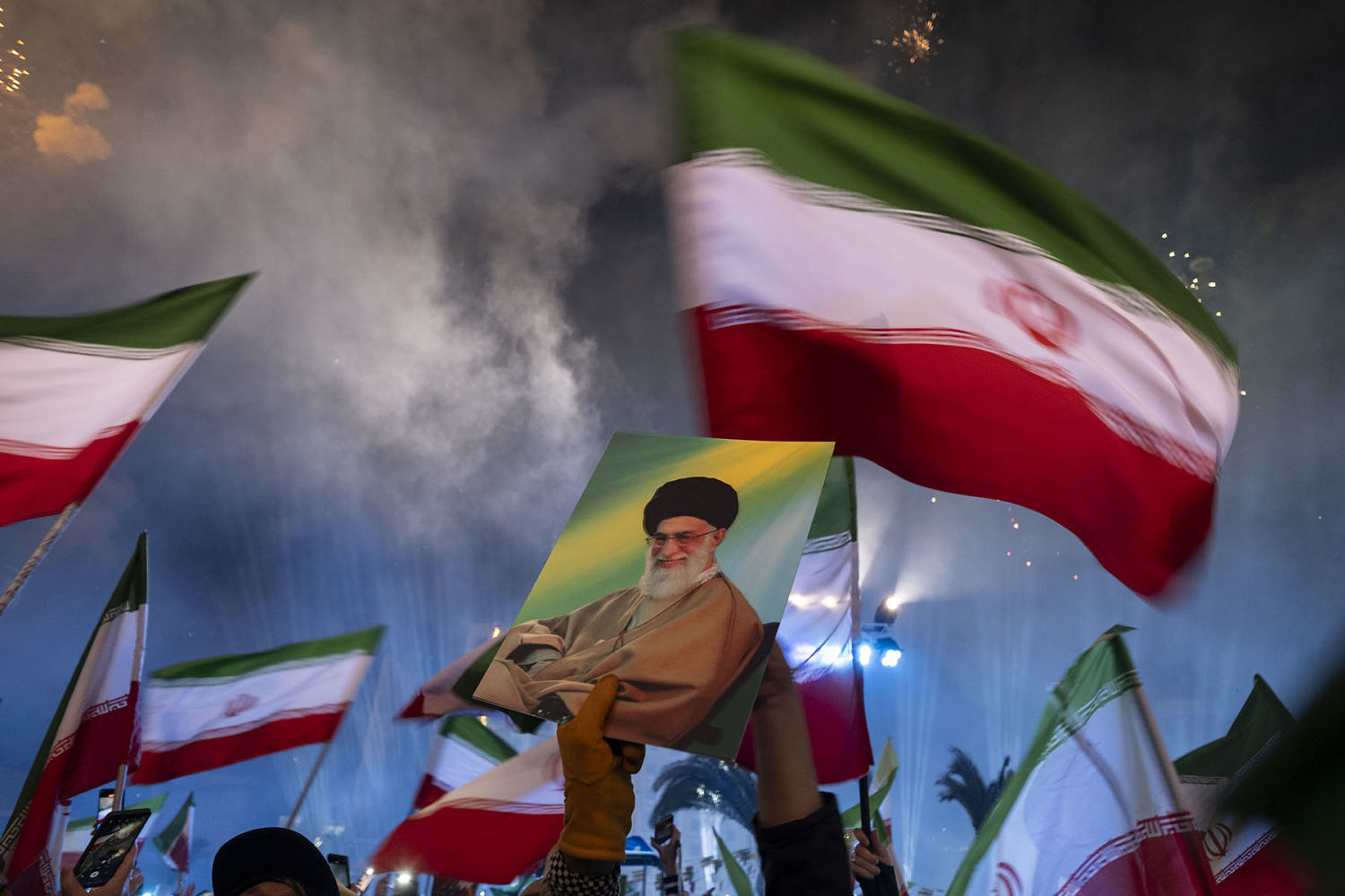 Some Iranians rally behind the regime, but public anger runs deep after protest crackdown