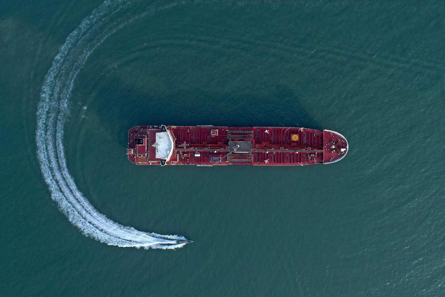 Oil jumps above $116 as Trump's Strait of Hormuz deadline approaches