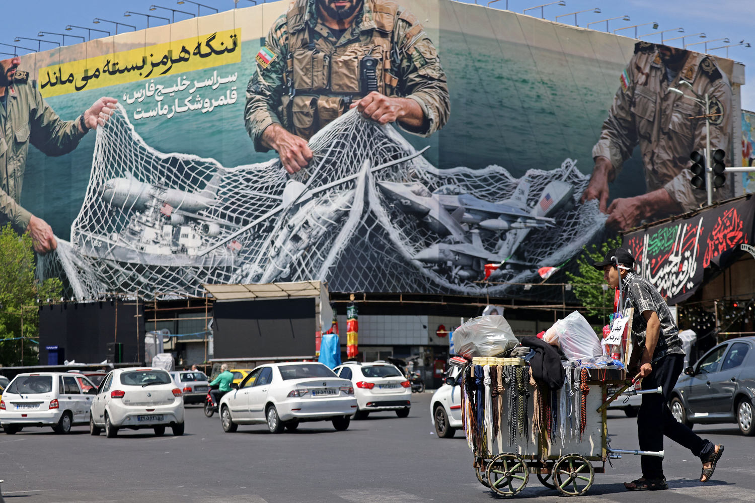 After collapse of U.S. Iran talks in Pakistan, the path to peace is less clear