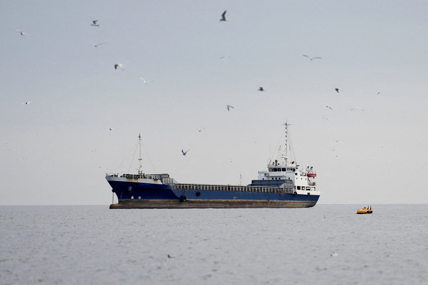 Oil prices plunge 10% after Iran says Strait of Hormuz is open for commercial vessels