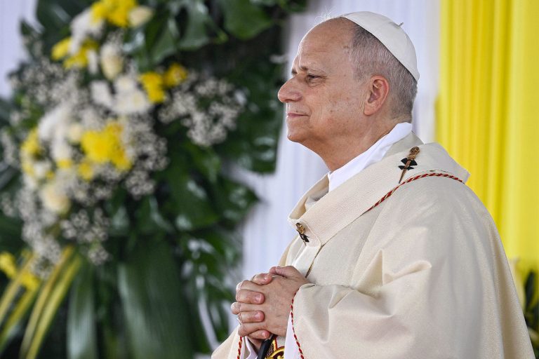 After war of words on Iran, Pope Leo says he's not interested in a debate with Trump