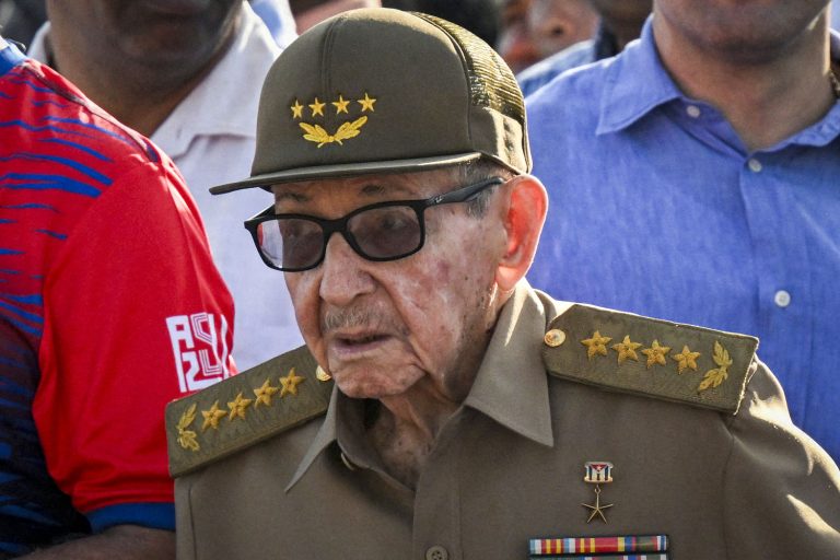 Raúl Castro is expected to be indicted by U.S. on Wednesday, sources say