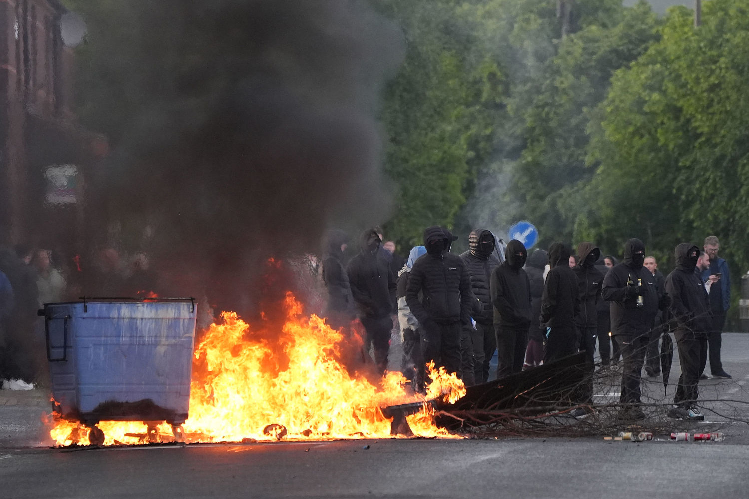 Violent anti immigrant protests flare up across Belfast after knife attack